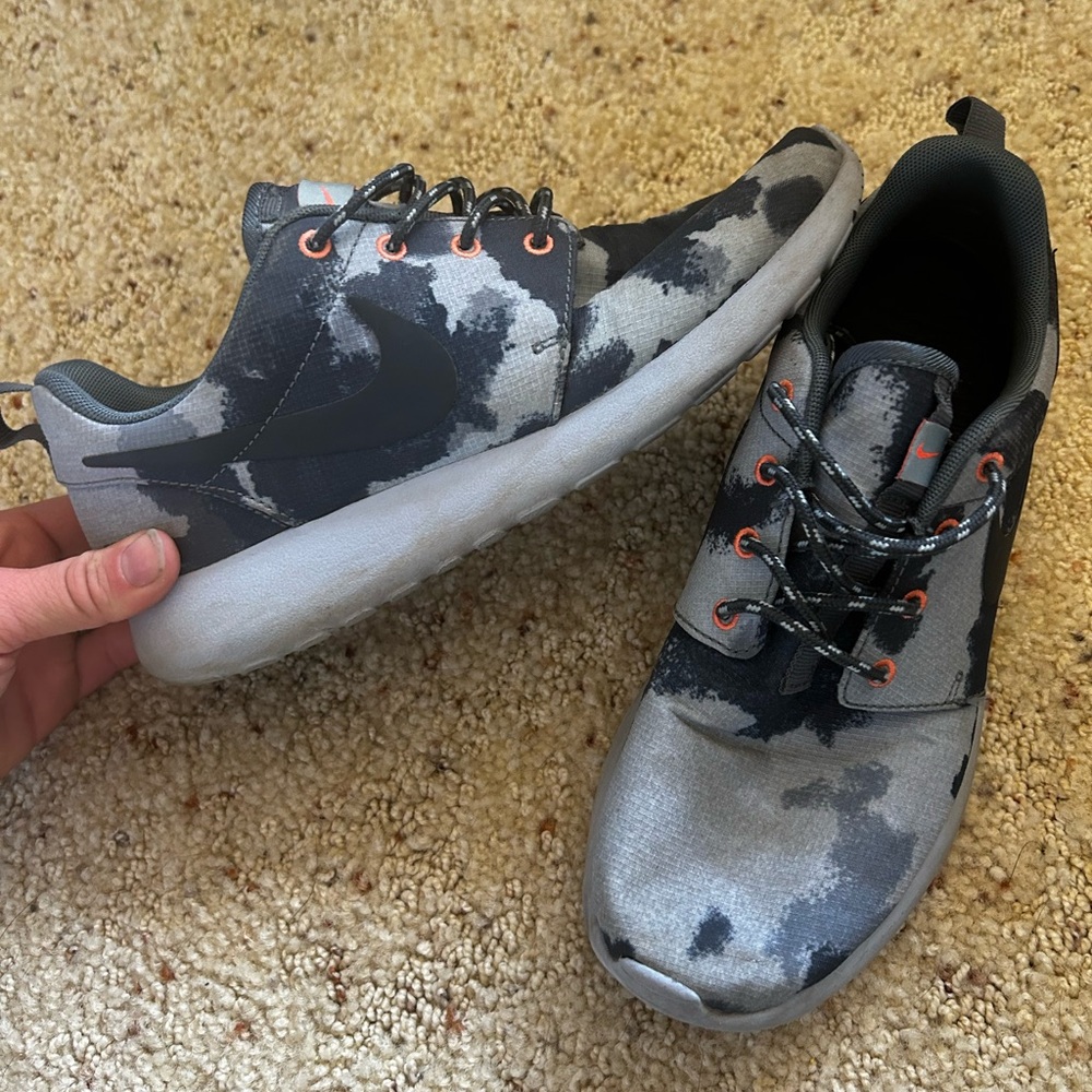 Women's NIKE Roshe